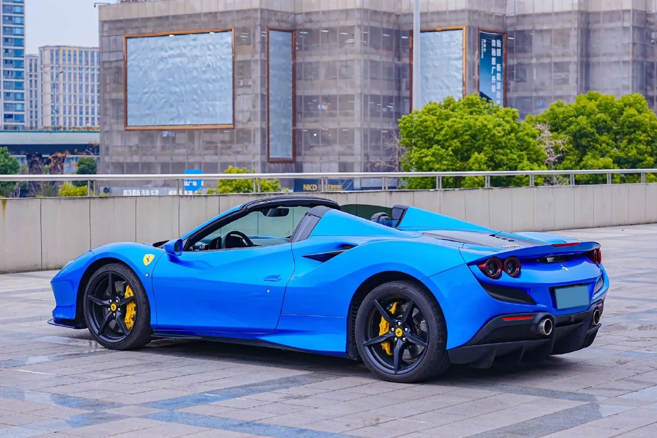 2020 Ferrari F8 3.9T 720HP V8 7DCT,autocango,china used car exporter,china ev exporter,chinese used car exporter,chinese used ev exporter