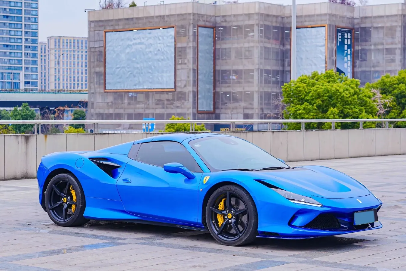 2020 Ferrari F8 3.9T 720HP V8 7DCT,autocango,china used car exporter,china ev exporter,chinese used car exporter,chinese used ev exporter