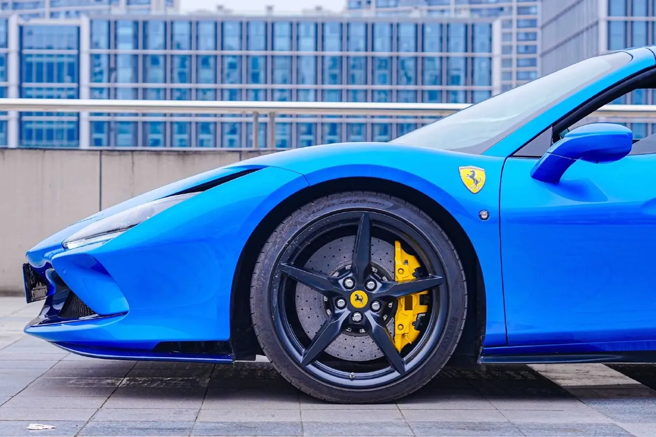 2020 Ferrari F8 3.9T 720HP V8 7DCT,autocango,china used car exporter,china ev exporter,chinese used car exporter,chinese used ev exporter