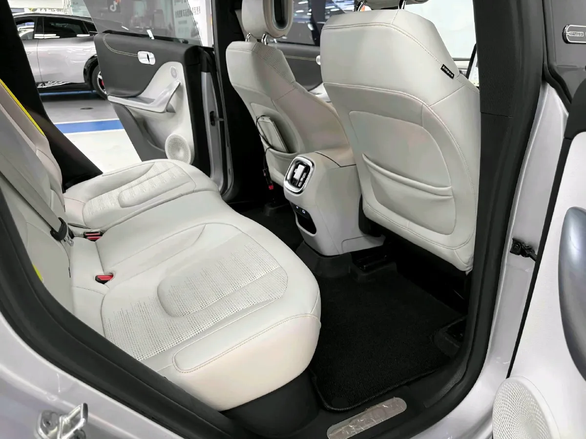 2023 Smart smart Elf 1 BEV 49KWH,autocango,china used car exporter,china ev exporter,chinese used car exporter,chinese used ev exporter