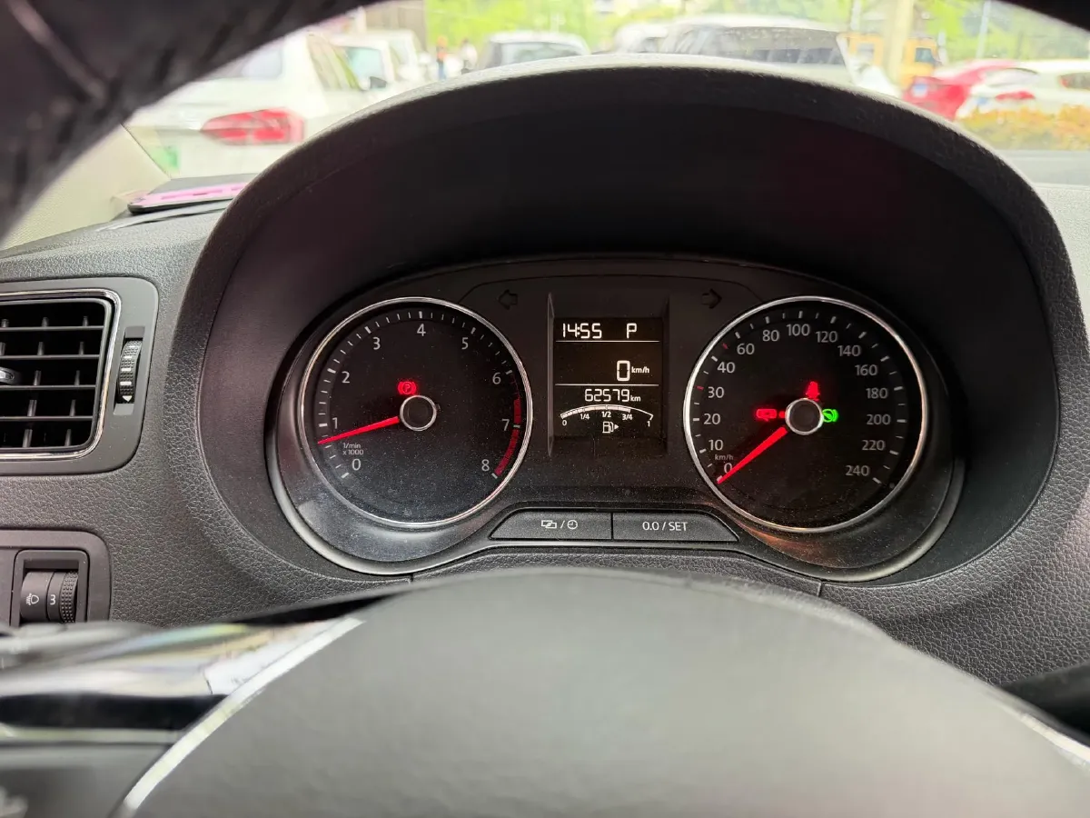 2016 Volkswagen Polo 1.6L 110HP L4 6AT,autocango,china used car exporter,china ev exporter,chinese used car exporter,chinese used ev exporter