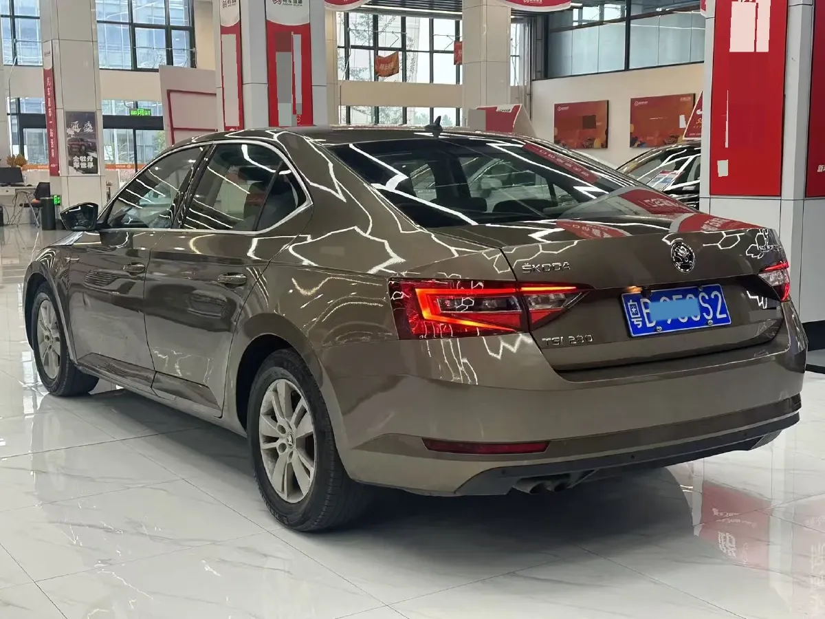 2016 Skoda Superb 1.4T 150HP L4 7DCT,autocango,china used car exporter,china ev exporter,chinese used car exporter,chinese used ev exporter