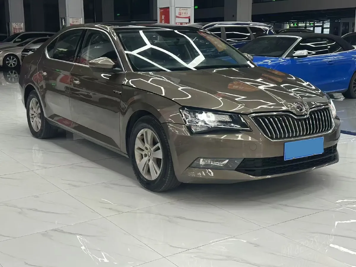 2016 Skoda Superb 1.4T 150HP L4 7DCT,autocango,china used car exporter,china ev exporter,chinese used car exporter,chinese used ev exporter