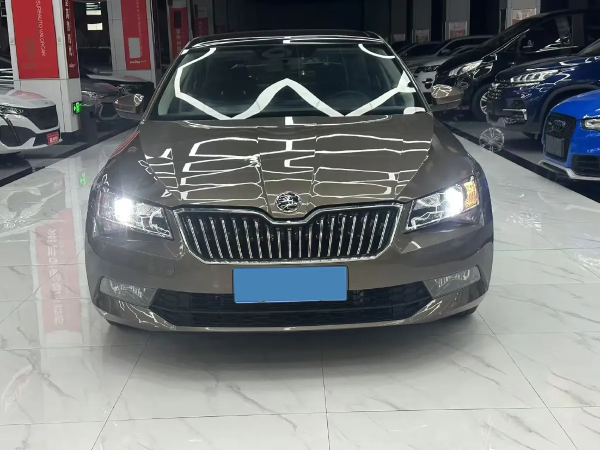 2016 Skoda Superb 1.4T 150HP L4 7DCT,autocango,china used car exporter,china ev exporter,chinese used car exporter,chinese used ev exporter