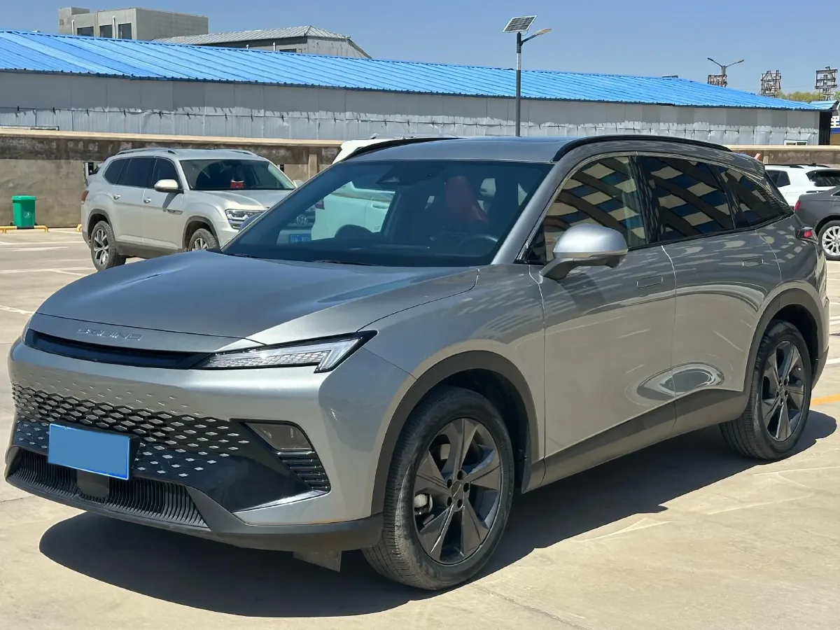 2022 BeiJing Auto Rubik 1.5T 188HP L4 7DCT,autocango,china used car exporter,china ev exporter,chinese used car exporter,chinese used ev exporter