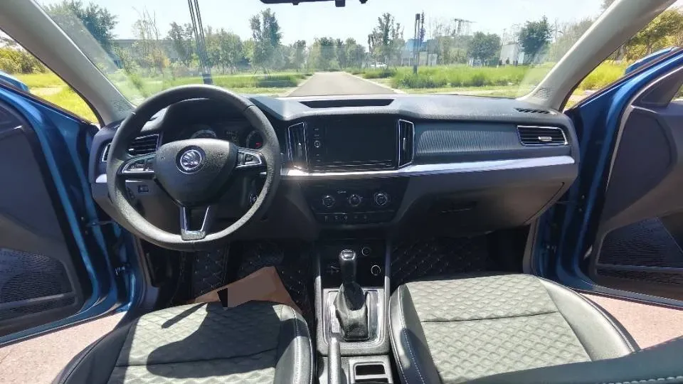 2020 Skoda Kamiq 1.5L 112HP L4 6AT,autocango,china used car exporter,china ev exporter,chinese used car exporter,chinese used ev exporter