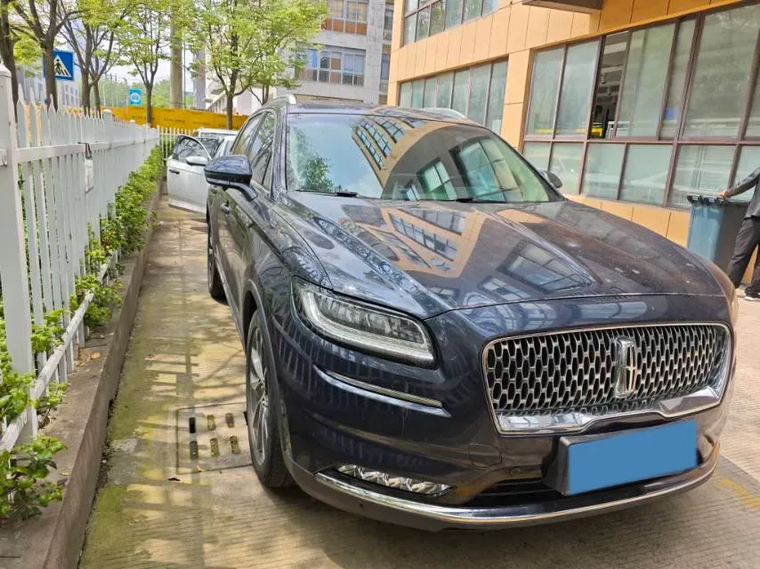 2021 Lincoln Nautilus 2.0T 245HP L4 8AT,autocango,china used car exporter,china ev exporter,chinese used car exporter,chinese used ev exporter