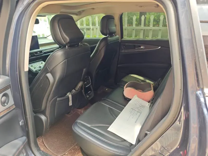 2021 Lincoln Nautilus 2.0T 245HP L4 8AT,autocango,china used car exporter,china ev exporter,chinese used car exporter,chinese used ev exporter