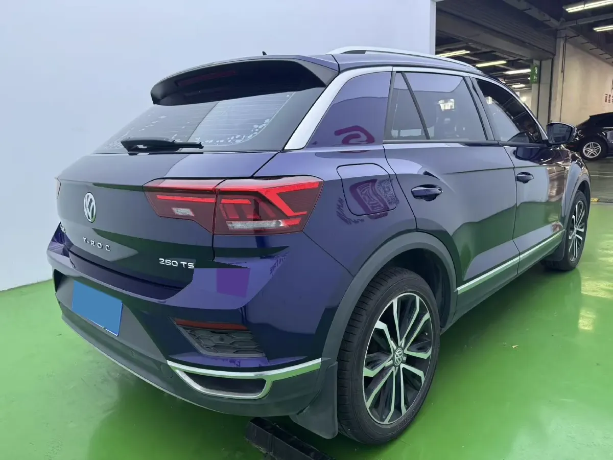 2020 Volkswagen T-Roc 1.4T 150HP L4 7DCT,autocango,china used car exporter,china ev exporter,chinese used car exporter,chinese used ev exporter