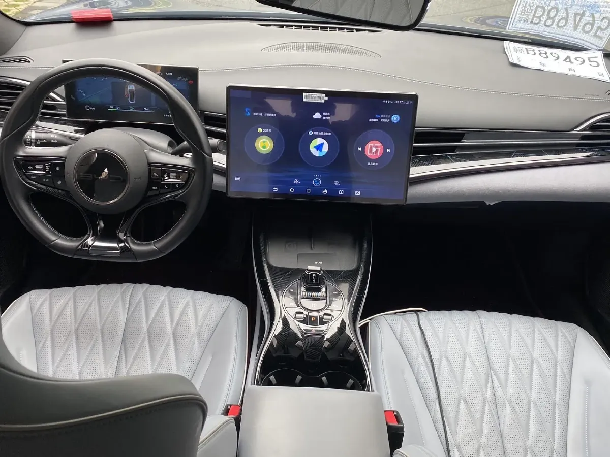 2022 MAXUS DaJia 5 BEV 70KWH,autocango,china used car exporter,china ev exporter,chinese used car exporter,chinese used ev exporter