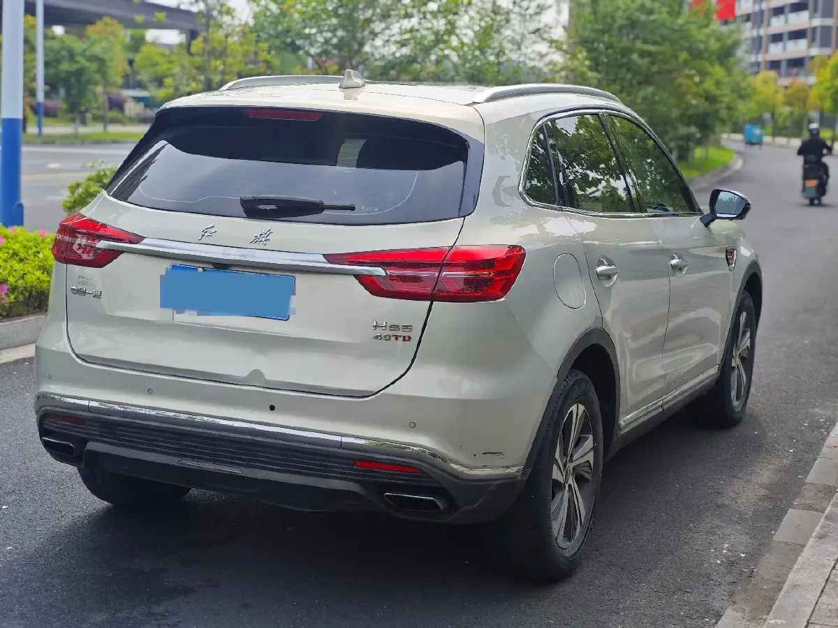 2019 HongQi HS5 2.0T 224HP L4 6AT,autocango,china used car exporter,china ev exporter,chinese used car exporter,chinese used ev exporter