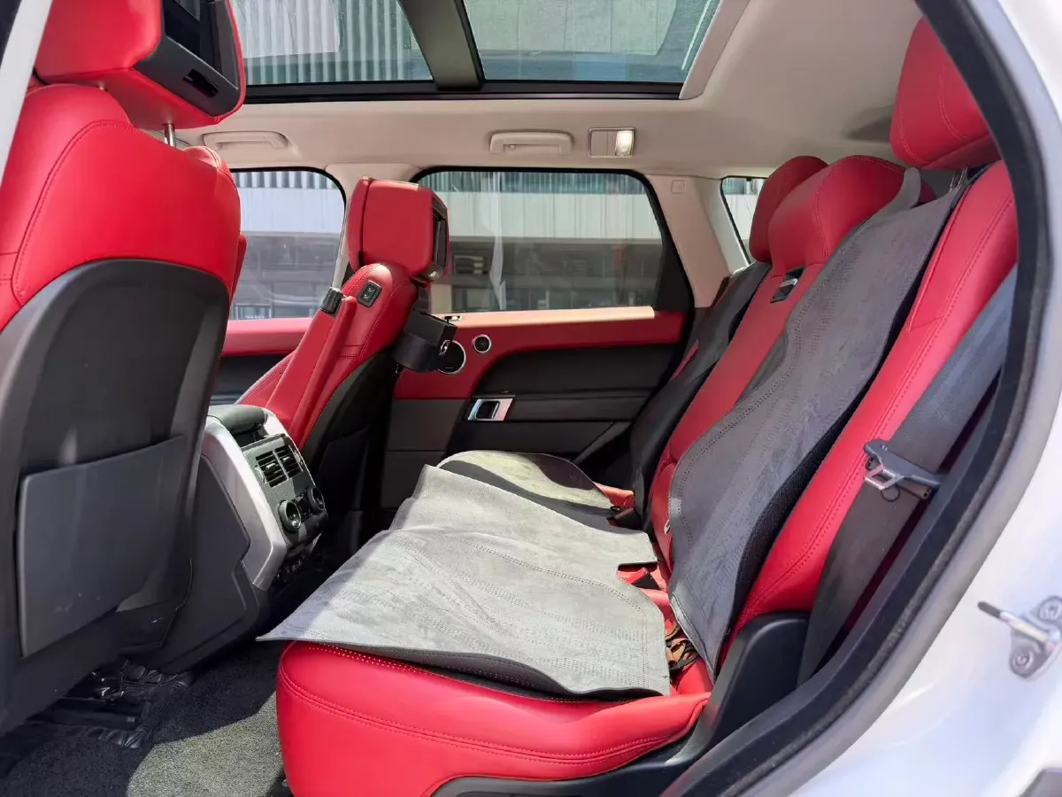 2021 Land Rover Range Rover Sport 3.0T 360HP L6 8AT,autocango,china used car exporter,china ev exporter,chinese used car exporter,chinese used ev exporter