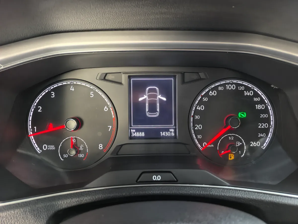 2021 Volkswagen T-Roc 1.4T 150HP L4 7DCT,autocango,china used car exporter,china ev exporter,chinese used car exporter,chinese used ev exporter