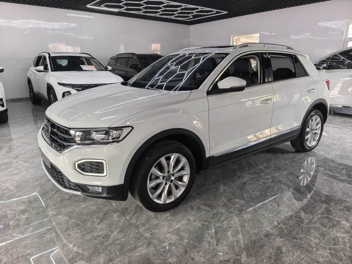 2021 Volkswagen T-Roc 1.4T 150HP L4 7DCT,autocango,china used car exporter,china ev exporter,chinese used car exporter,chinese used ev exporter
