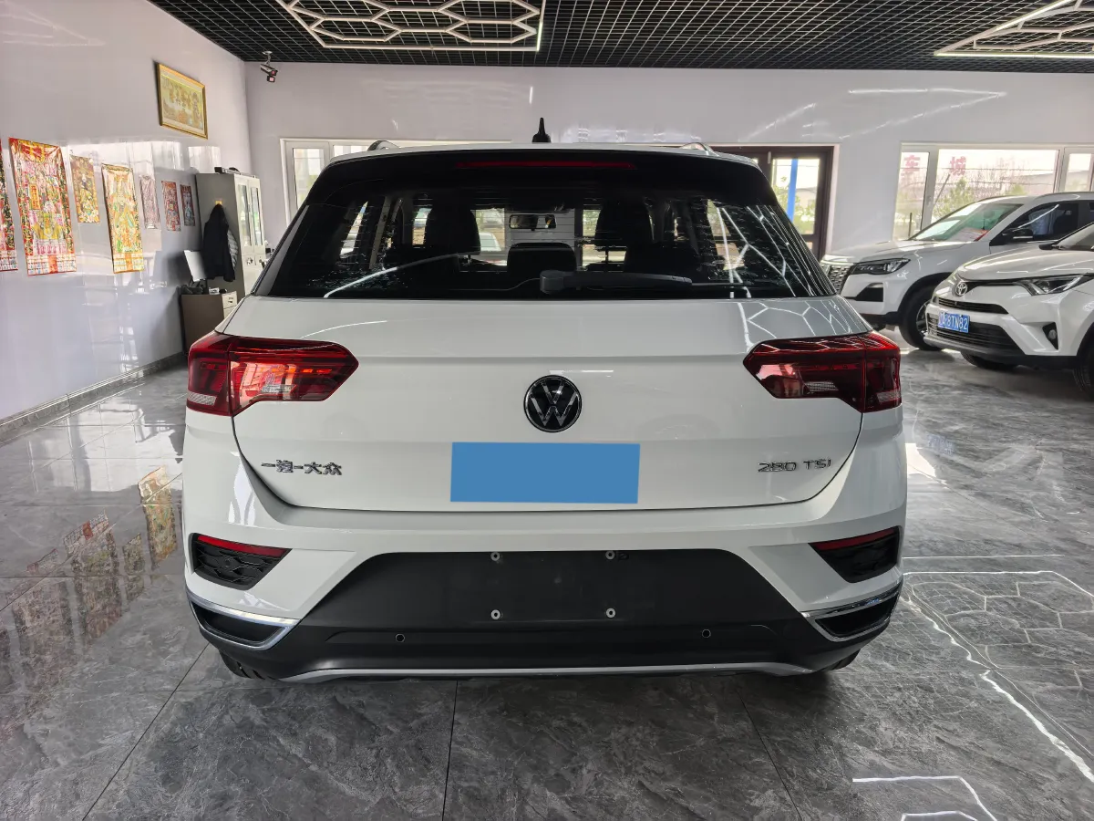 2021 Volkswagen T-Roc 1.4T 150HP L4 7DCT,autocango,china used car exporter,china ev exporter,chinese used car exporter,chinese used ev exporter
