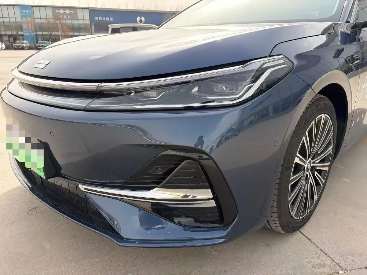 2025 Geely Galaxy A7 1.5L 112HP L4 1DHT PHEV,autocango,china used car exporter,china ev exporter,chinese used car exporter,chinese used ev exporter