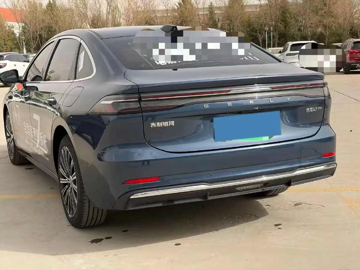 2025 Geely Galaxy A7 1.5L 112HP L4 1DHT PHEV,autocango,china used car exporter,china ev exporter,chinese used car exporter,chinese used ev exporter