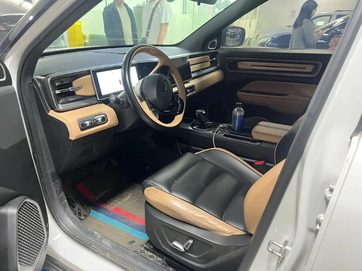 2023 Geely ICON 1.5T 181HP L4 7DCT,autocango,china used car exporter,china ev exporter,chinese used car exporter,chinese used ev exporter