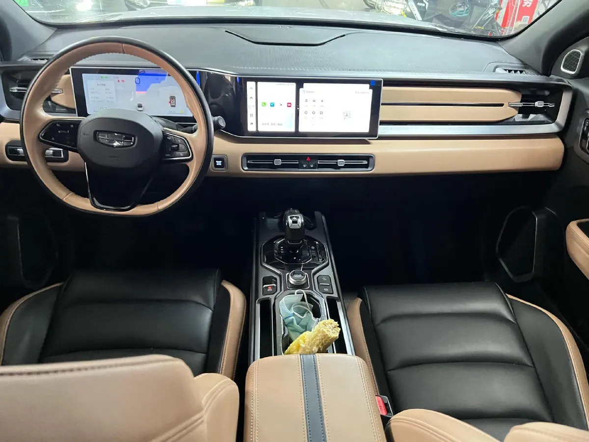 2023 Geely ICON 1.5T 181HP L4 7DCT,autocango,china used car exporter,china ev exporter,chinese used car exporter,chinese used ev exporter