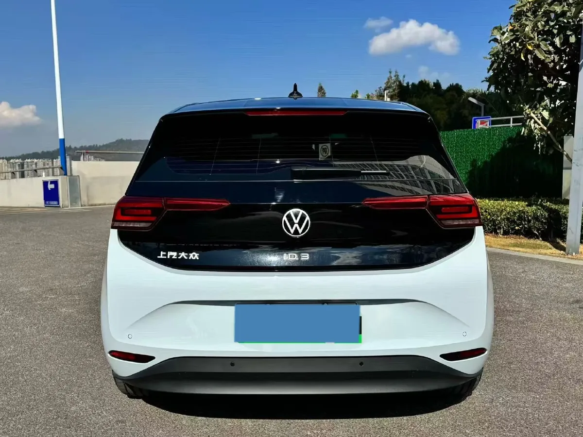 2024 Volkswagen ID.3 BEV 52.8KWH,autocango,china used car exporter,china ev exporter,chinese used car exporter,chinese used ev exporter