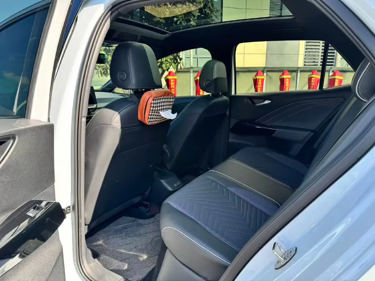 2024 Volkswagen ID.3 BEV 52.8KWH,autocango,china used car exporter,china ev exporter,chinese used car exporter,chinese used ev exporter