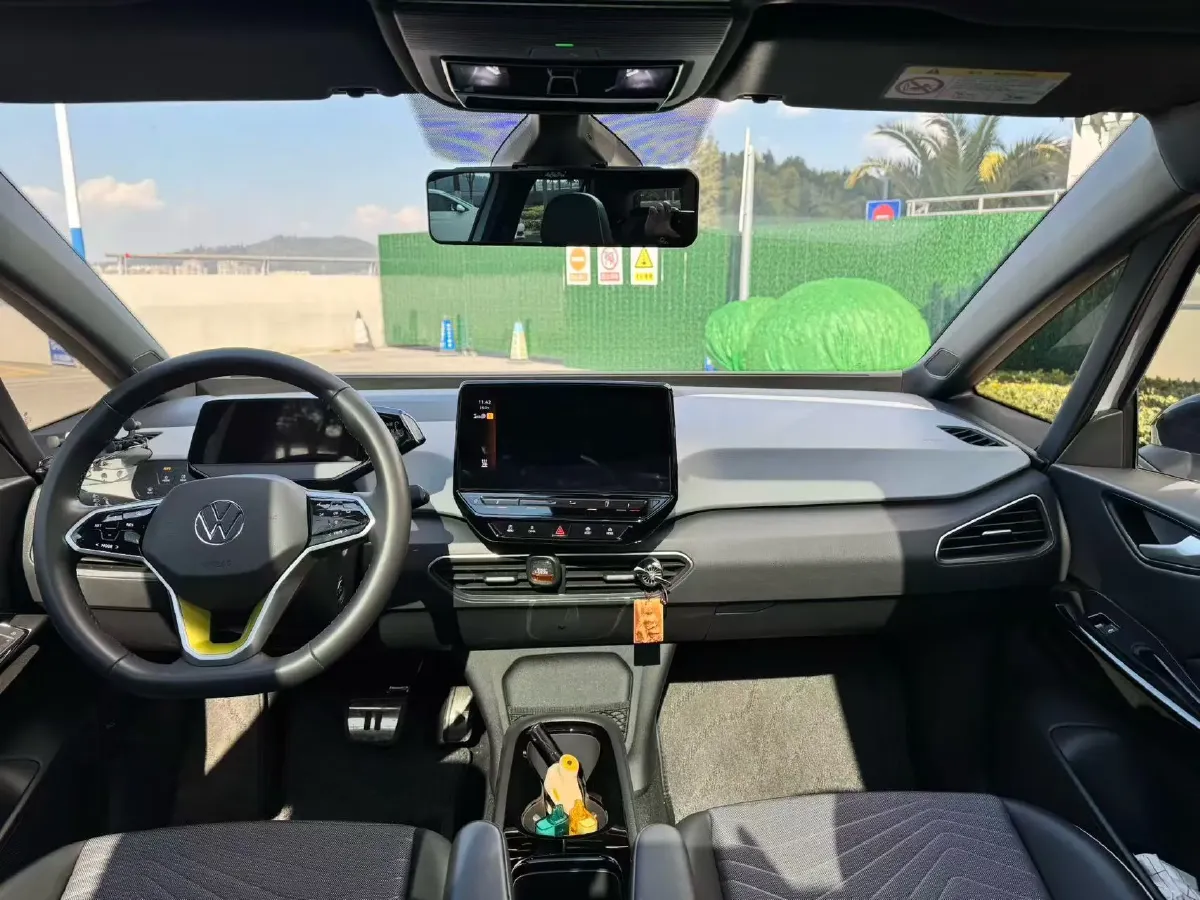 2024 Volkswagen ID.3 BEV 52.8KWH,autocango,china used car exporter,china ev exporter,chinese used car exporter,chinese used ev exporter