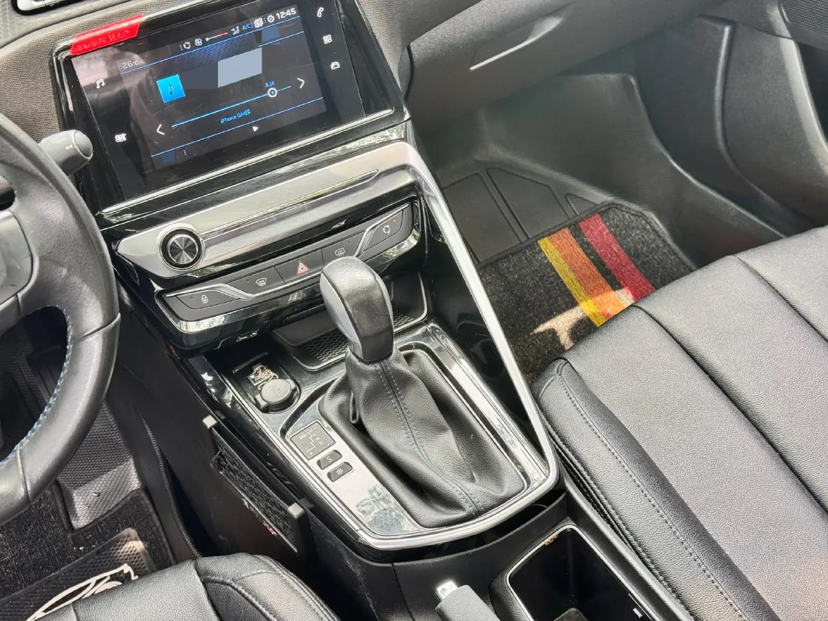 2018 Peugeot 308 1.2T 136HP L3 6AT,autocango,china used car exporter,china ev exporter,chinese used car exporter,chinese used ev exporter