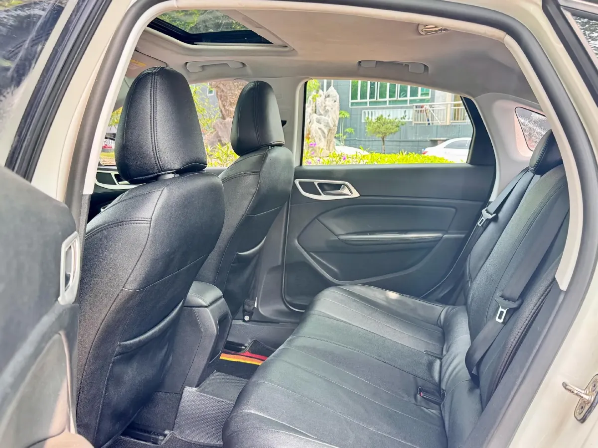 2018 Peugeot 308 1.2T 136HP L3 6AT,autocango,china used car exporter,china ev exporter,chinese used car exporter,chinese used ev exporter