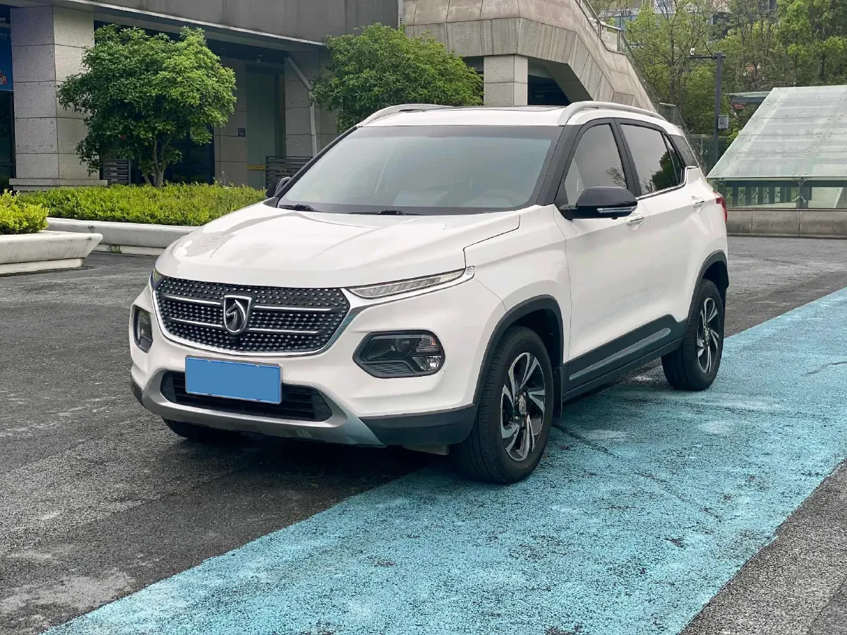 2018 KaiYi E3 1.6L 110HP L4 5MT,autocango,china used car exporter,china ev exporter,chinese used car exporter,chinese used ev exporter