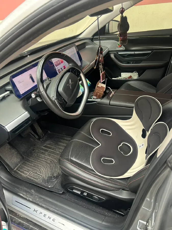 2020 Xpeng P7 BEV 70.8KWH,autocango,china used car exporter,china ev exporter,chinese used car exporter,chinese used ev exporter