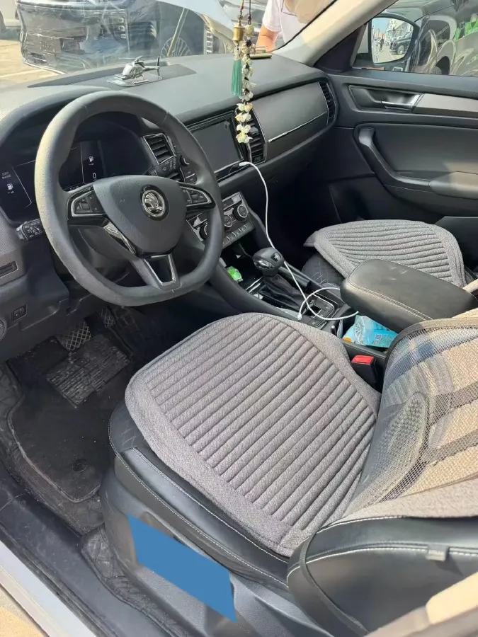 2020 Skoda Kodiak 2.0T 186HP L4 7DCT,autocango,china used car exporter,china ev exporter,chinese used car exporter,chinese used ev exporter