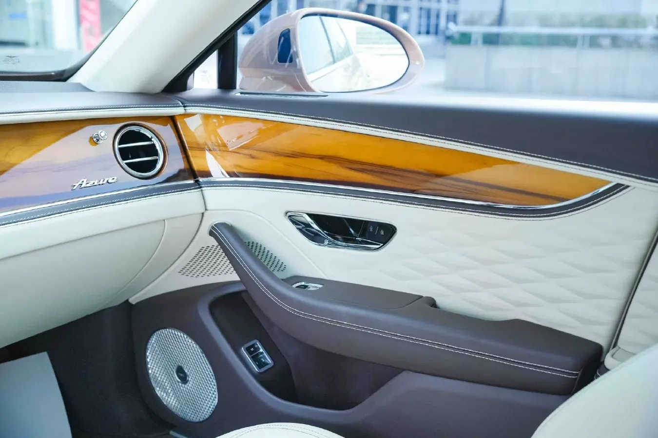 2023 Bentley Flying Spur 4.0T 550HP V8 8DCT,autocango,china used car exporter,china ev exporter,chinese used car exporter,chinese used ev exporter