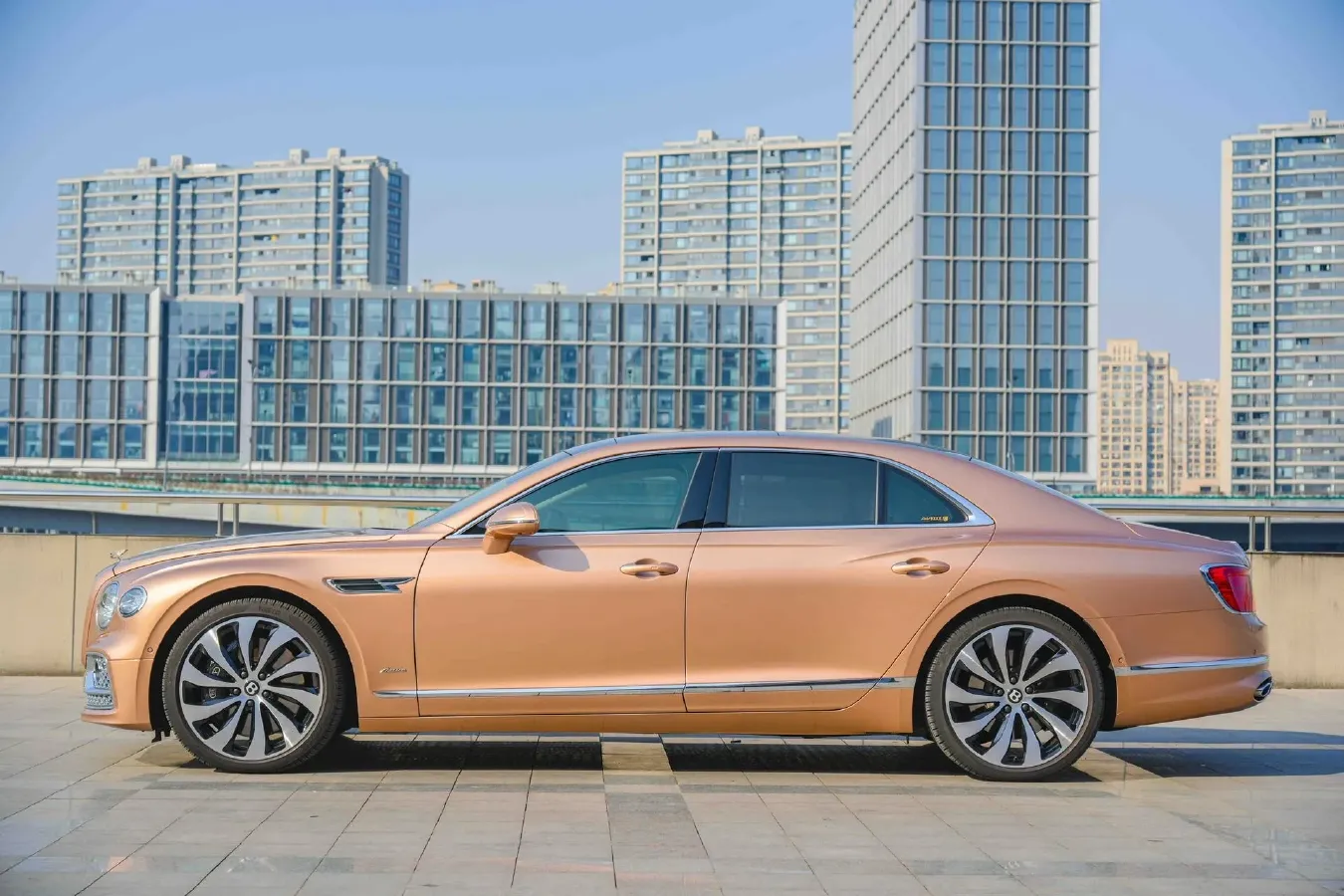 2023 Bentley Flying Spur 4.0T 550HP V8 8DCT,autocango,china used car exporter,china ev exporter,chinese used car exporter,chinese used ev exporter