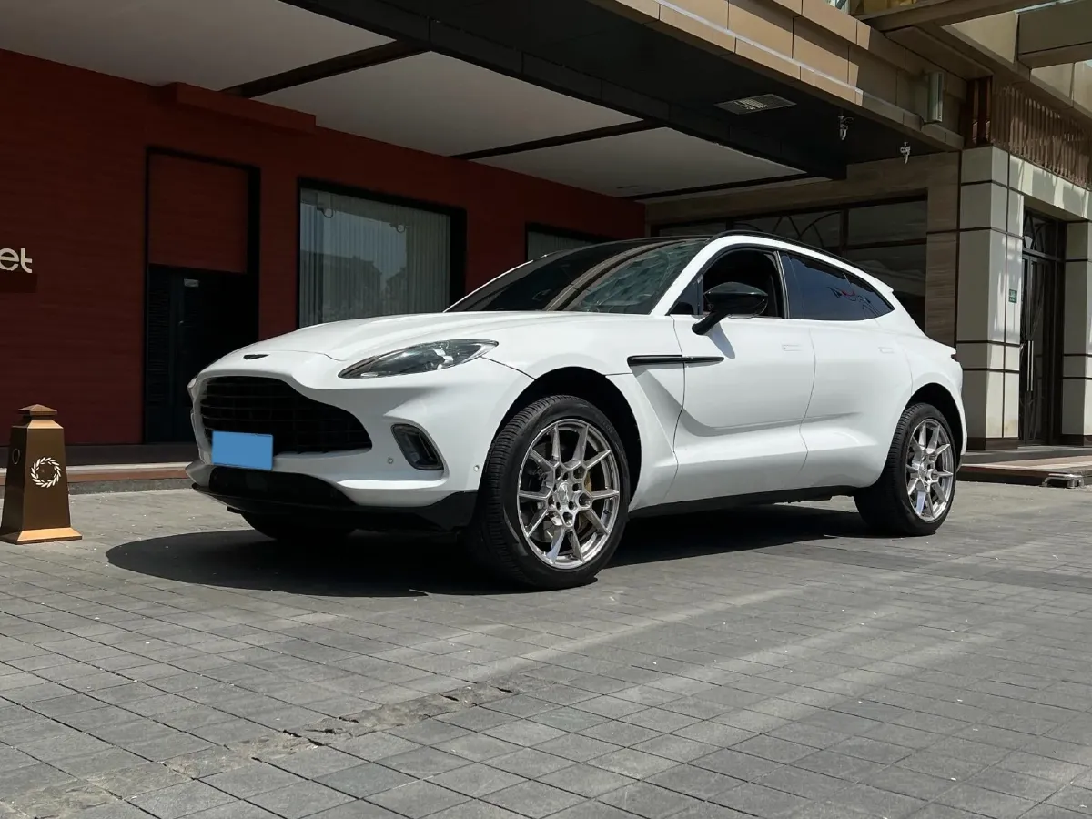 2021 Aston Martin DBX 4.0T 550HP V8 9AT,autocango,china used car exporter,china ev exporter,chinese used car exporter,chinese used ev exporter