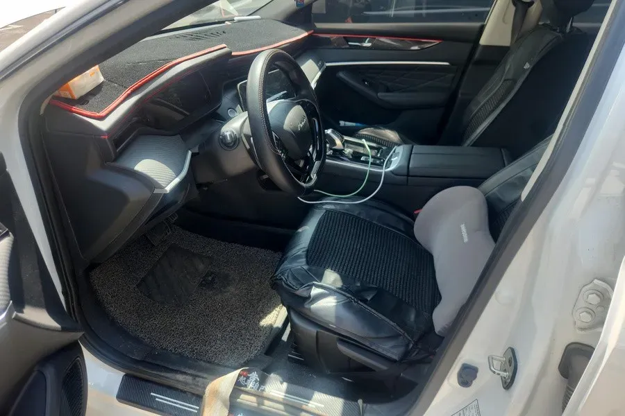 2021 DongFeng Aeolus YiXuan MAX 1.5T 190HP L4 7DCT,autocango,china used car exporter,china ev exporter,chinese used car exporter,chinese used ev exporter