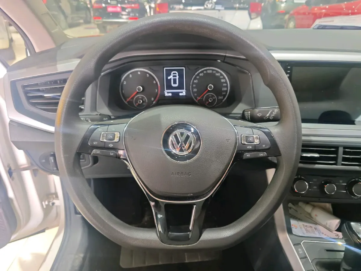 2019 Volkswagen Polo 1.5L 113HP L4 6AT,autocango,china used car exporter,china ev exporter,chinese used car exporter,chinese used ev exporter