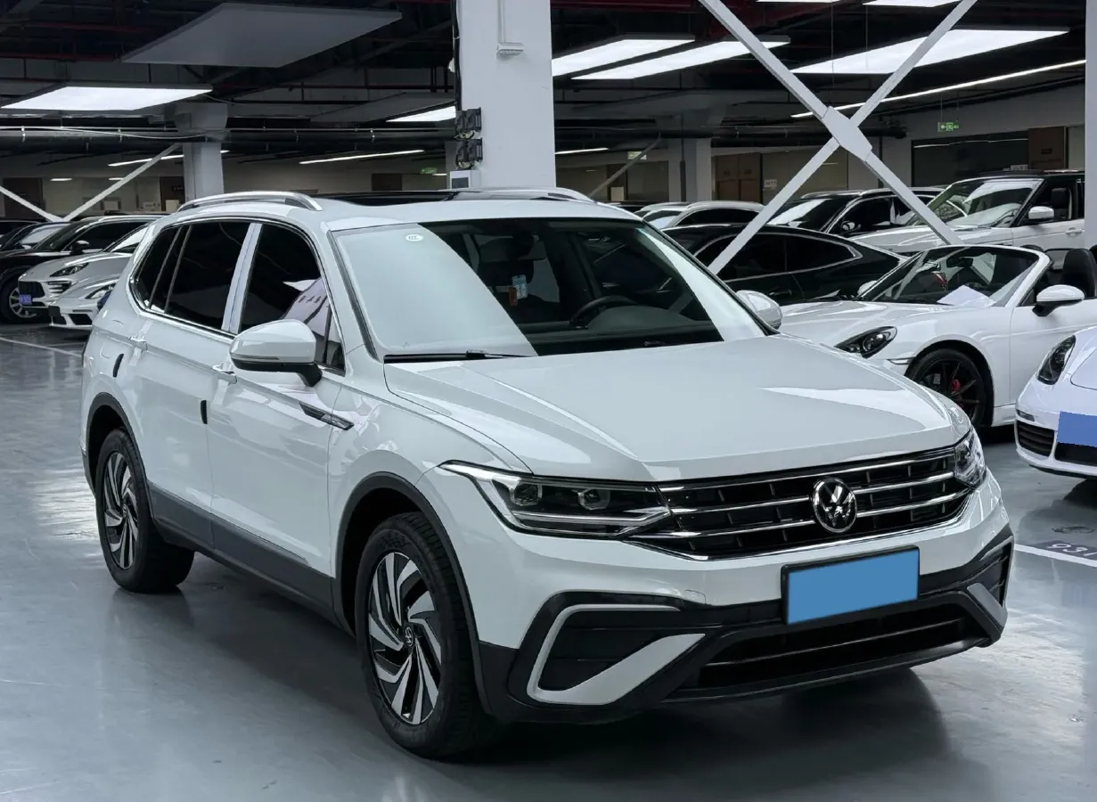2023 Volkswagen Tiguan L 1.5T 160HP L4 7DCT,autocango,china used car exporter,china ev exporter,chinese used car exporter,chinese used ev exporter