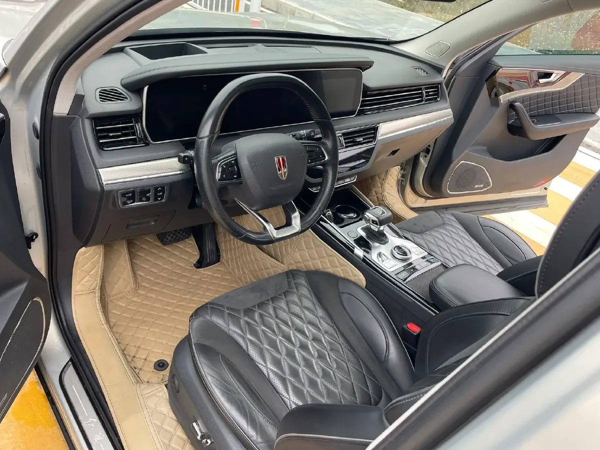 2019 HongQi HS5 2.0T 224HP L4 6AT,autocango,china used car exporter,china ev exporter,chinese used car exporter,chinese used ev exporter