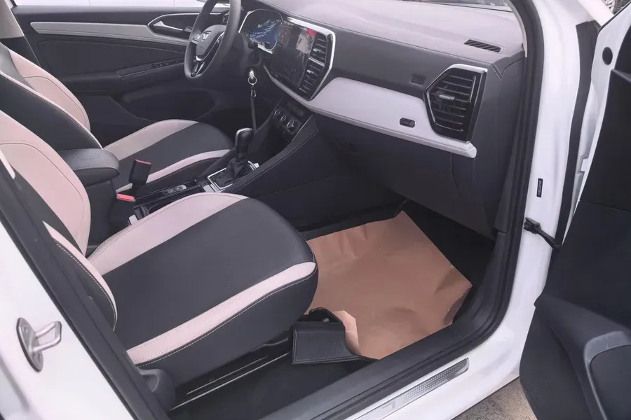 2025 Jetta VS5 1.4T 150HP L4 6AT,autocango,china used car exporter,china ev exporter,chinese used car exporter,chinese used ev exporter