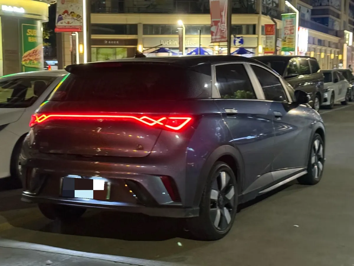 2023 BYD Dolphin BEV 44.928KWH,autocango,china used car exporter,china ev exporter,chinese used car exporter,chinese used ev exporter