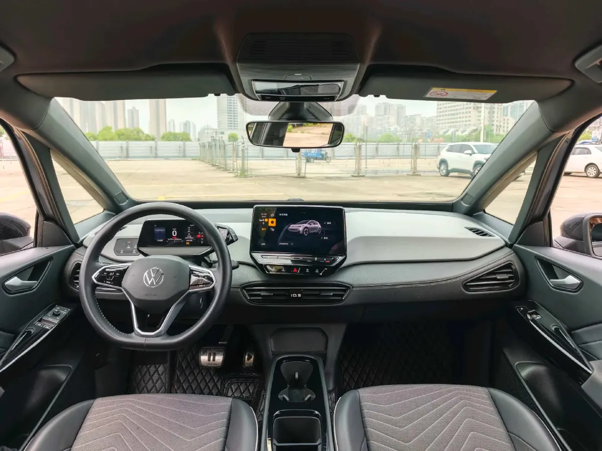 2024 Volkswagen ID.3 BEV 52.8KWH,autocango,china used car exporter,china ev exporter,chinese used car exporter,chinese used ev exporter