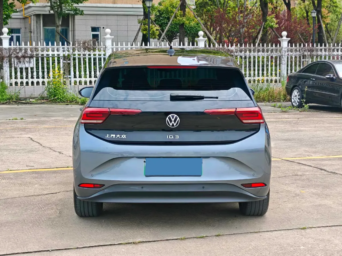 2024 Volkswagen ID.3 BEV 52.8KWH,autocango,china used car exporter,china ev exporter,chinese used car exporter,chinese used ev exporter