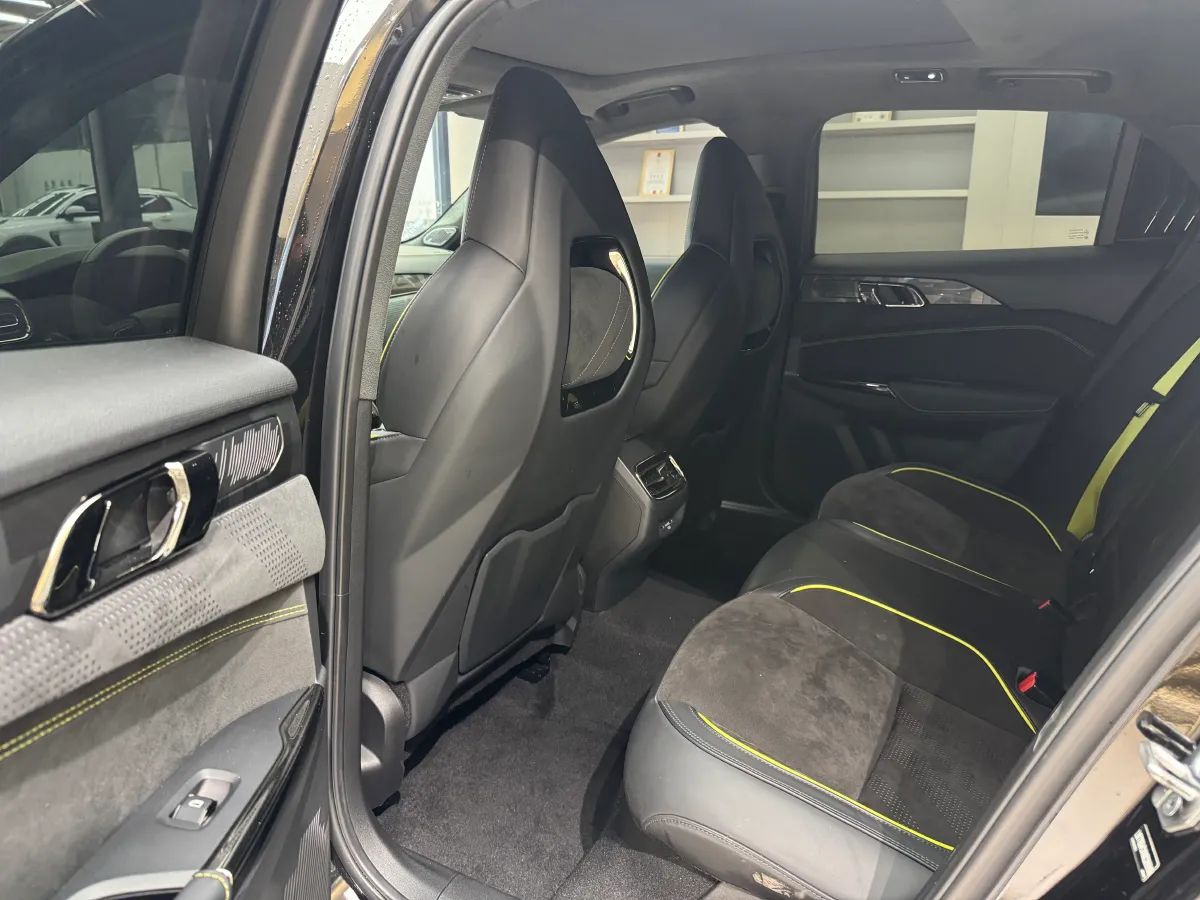 2022 LYNK&CO 03 2.0T 254HP L4 8AT,autocango,china used car exporter,china ev exporter,chinese used car exporter,chinese used ev exporter