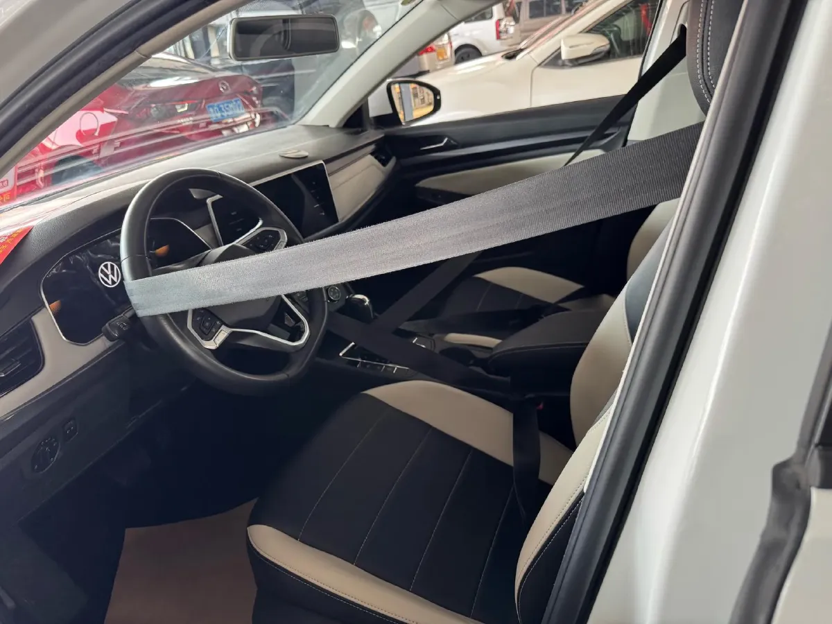 2023 Volkswagen Bora 1.2T 116HP L4 7DCT,autocango,china used car exporter,china ev exporter,chinese used car exporter,chinese used ev exporter