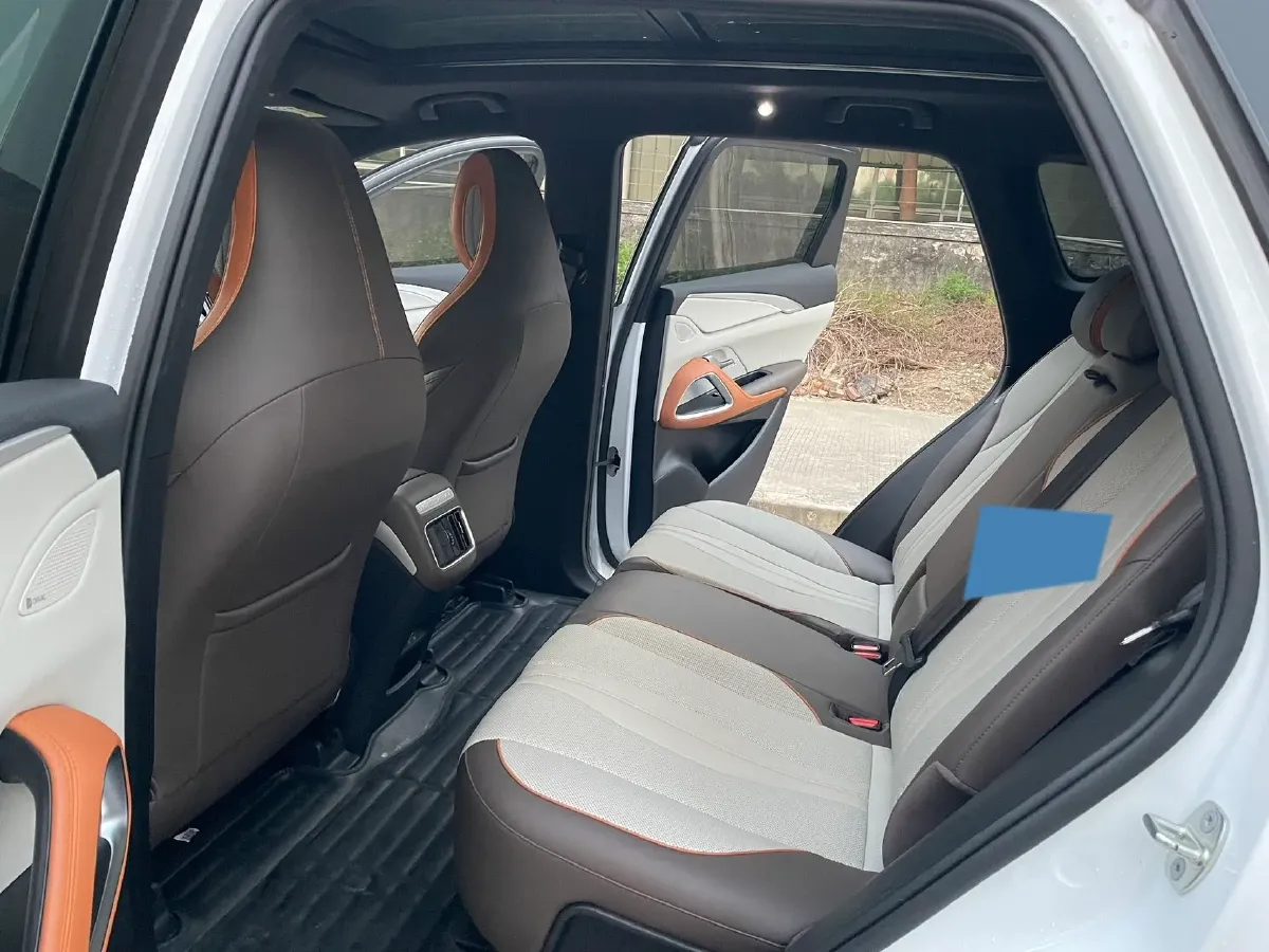 2022 Geely JiaJi 1.5T 177HP L3 7DCT PHEV 15.5KWH,autocango,china used car exporter,china ev exporter,chinese used car exporter,chinese used ev exporter