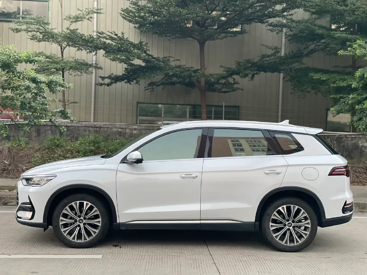 2022 Geely JiaJi 1.5T 177HP L3 7DCT PHEV 15.5KWH,autocango,china used car exporter,china ev exporter,chinese used car exporter,chinese used ev exporter