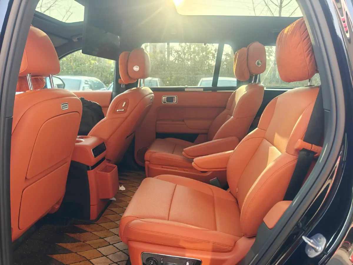 2025 Li L9 Range Extended 154HP REEV,autocango,china used car exporter,china ev exporter,chinese used car exporter,chinese used ev exporter