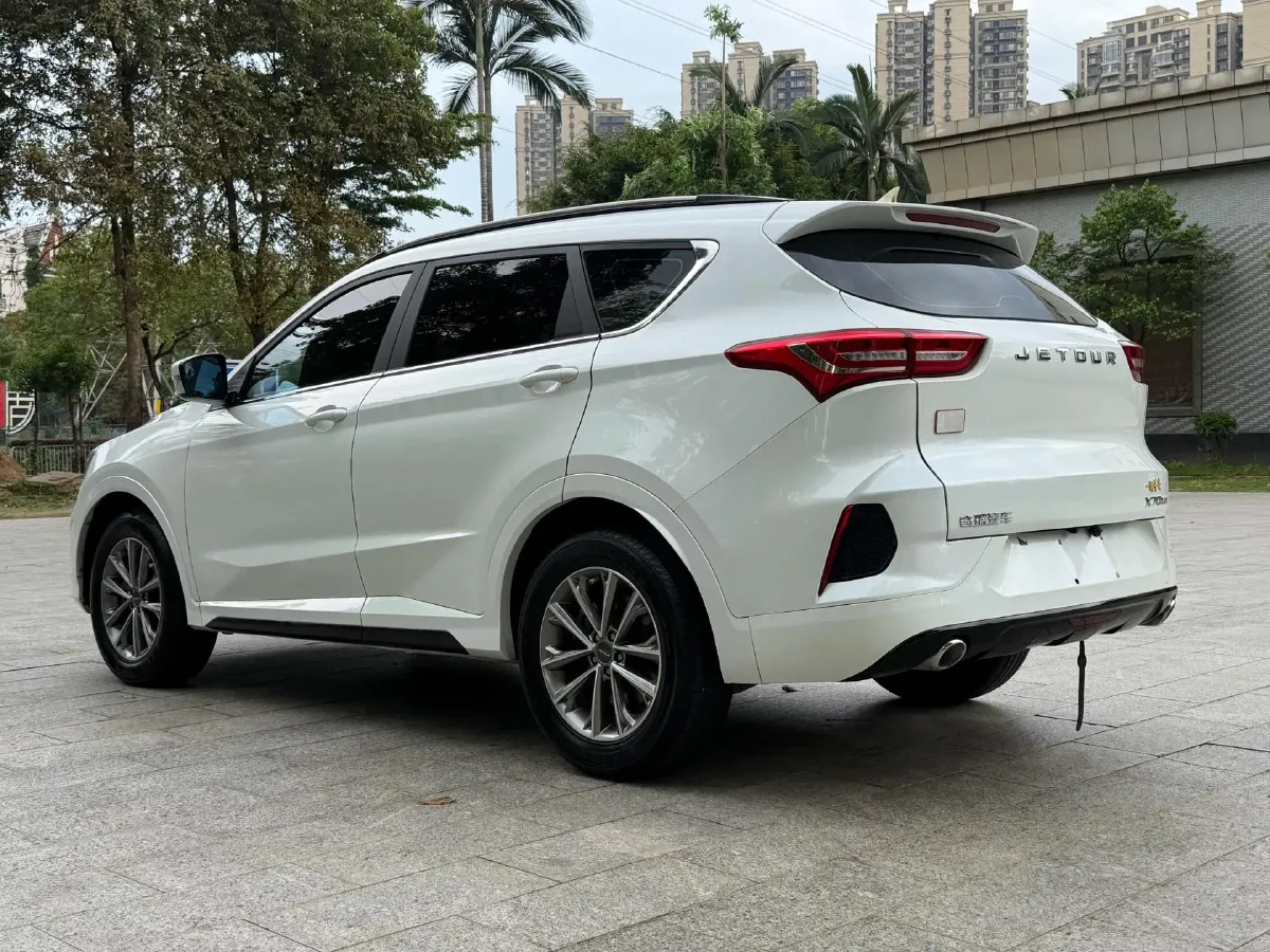 2020 Jetour X70 1.5T 156HP L4 6MT,autocango,china used car exporter,china ev exporter,chinese used car exporter,chinese used ev exporter