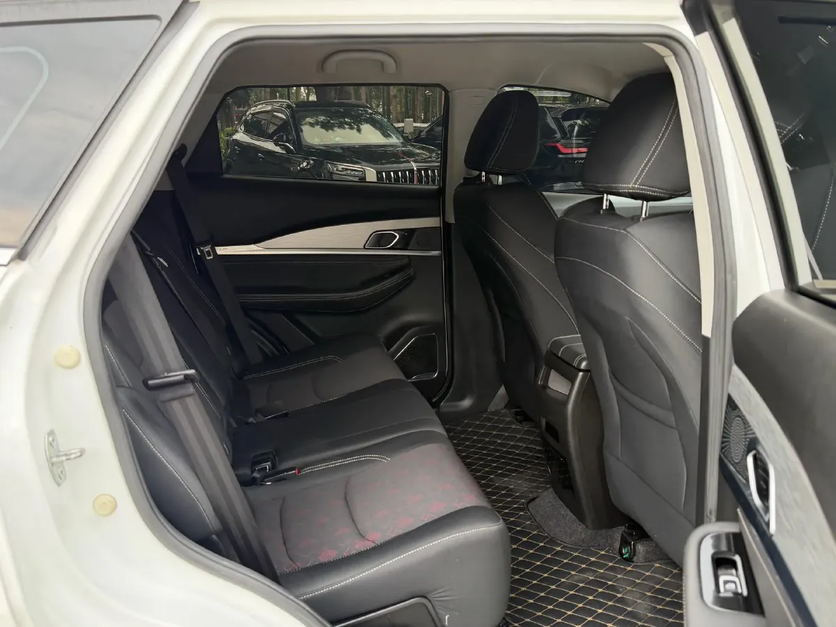 2020 Jetour X70 1.5T 156HP L4 6MT,autocango,china used car exporter,china ev exporter,chinese used car exporter,chinese used ev exporter