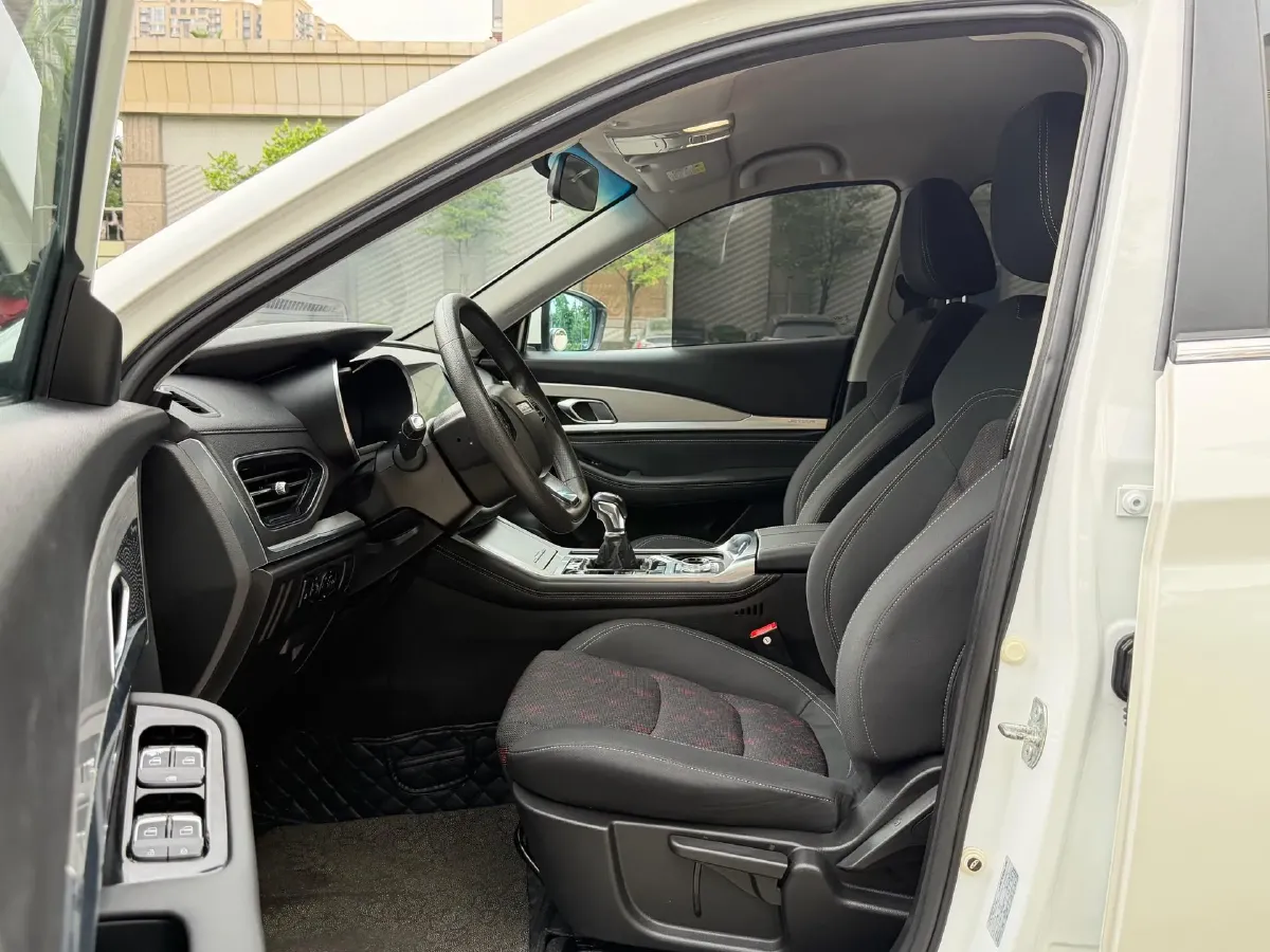 2020 Jetour X70 1.5T 156HP L4 6MT,autocango,china used car exporter,china ev exporter,chinese used car exporter,chinese used ev exporter